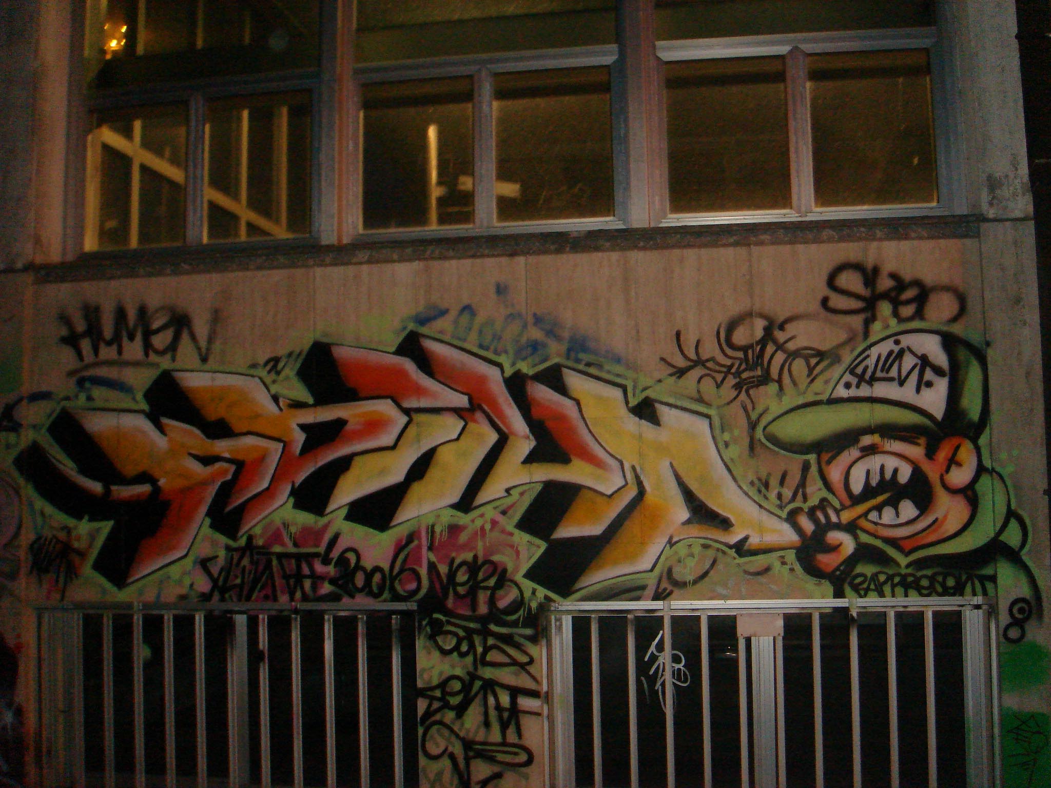 TONE: FLINT & PUPPET